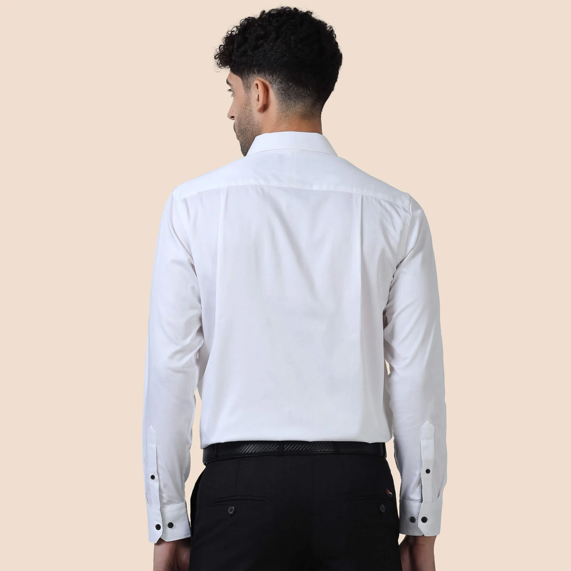 Vintage White Shirt With Black Buttons - Image 6